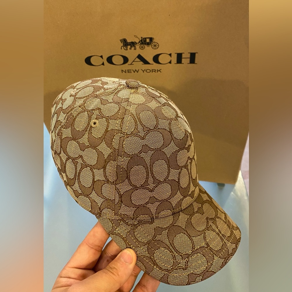 Coach hat - Picture 6 of 6